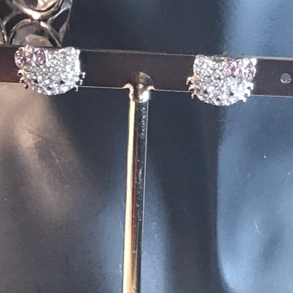 Pink Sanrio Hello Kitty Ear Stud Cute Girl Y2K Kawaii Rhinestone Earrings - Picture 4 of 7